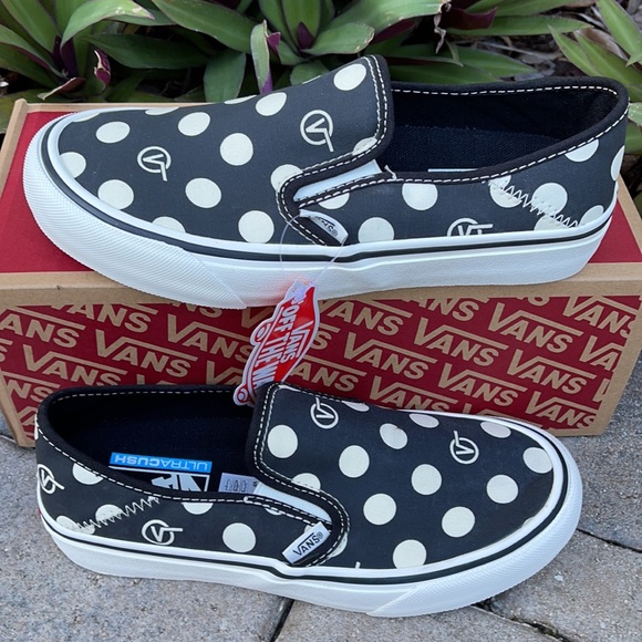 VANS CLASSIC SLIP ON SF Polka V-Dot WMNS - Picture 4 of 16